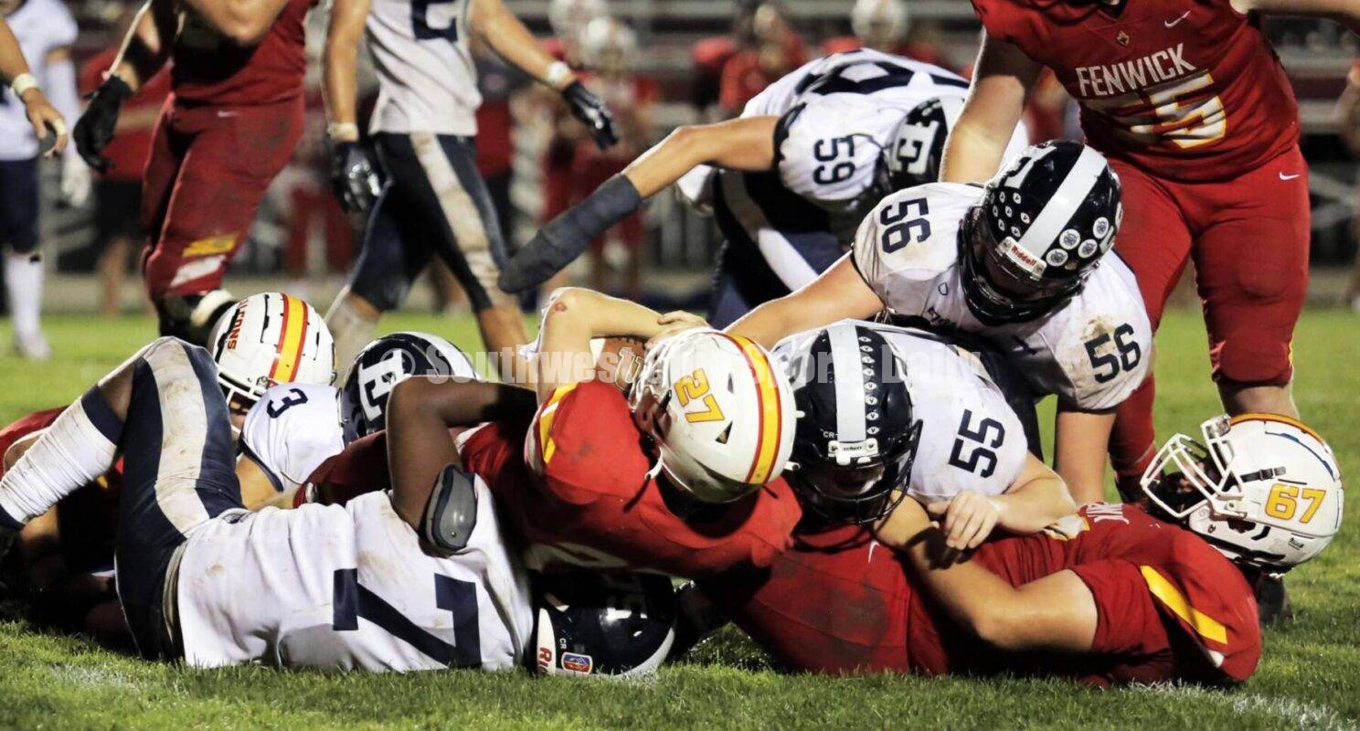 Edgewood blanks Fenwick in defensive slugfest, runs win streak to three Edgewood blanks Fenwick in defensive slugfest, runs win streak to three