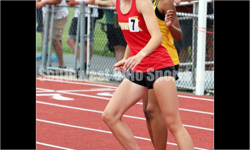 Fenwick High School's Mackenzie Rohde waits for the baton in the girls 1,600-meter relay May 25, 2024, during the Division II regional track & field meet at Piqua. RICK CASSANO/STAFF